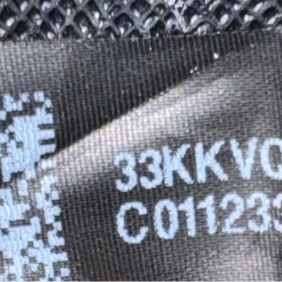 Michael Kors Large Black Jet Set Travel Tote-GUC! - Picture 12 of 12